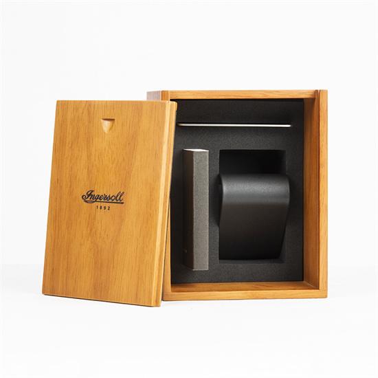 Wear-resistant rubber wood watch box